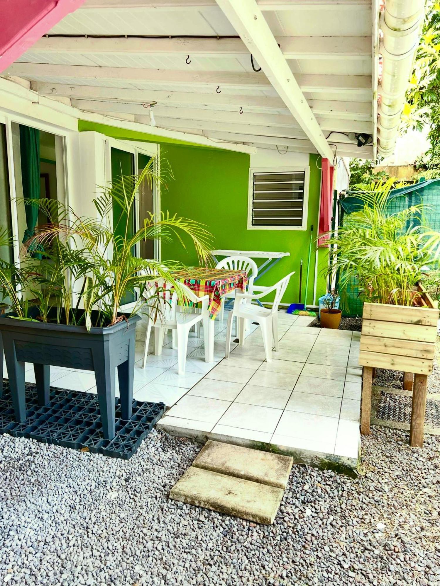 Location Tropical Apartman Sainte-Anne  Kültér fotó
